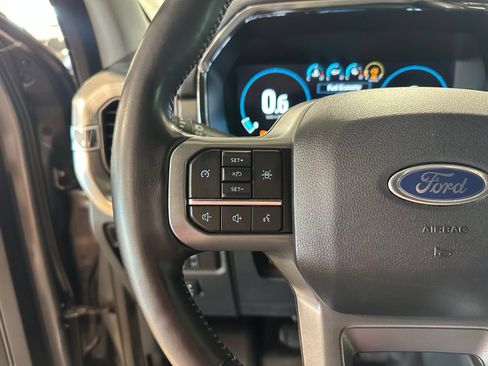 Used 2022 Ford F150 Lariat w/ Trailer Tow Package AWD/4WD image 20