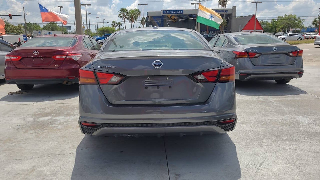 Used 2020 Nissan Altima 2.5 S FWD image 3