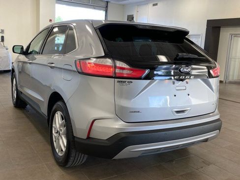 Used 2021 Ford Edge SEL image 5