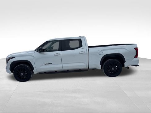 Used 2024 Toyota Tundra Limited image 2