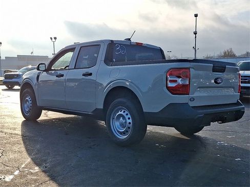 New 2025 Ford Maverick XL image 5