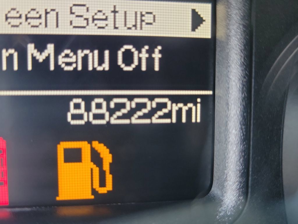 Used 2020 RAM 1500 Classic SLT AWD/4WD image 15