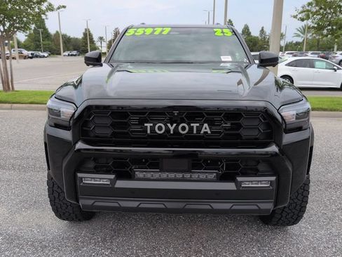 Certified 2025 Toyota 4Runner TRD Off-Road Premium AWD/4WD image 9