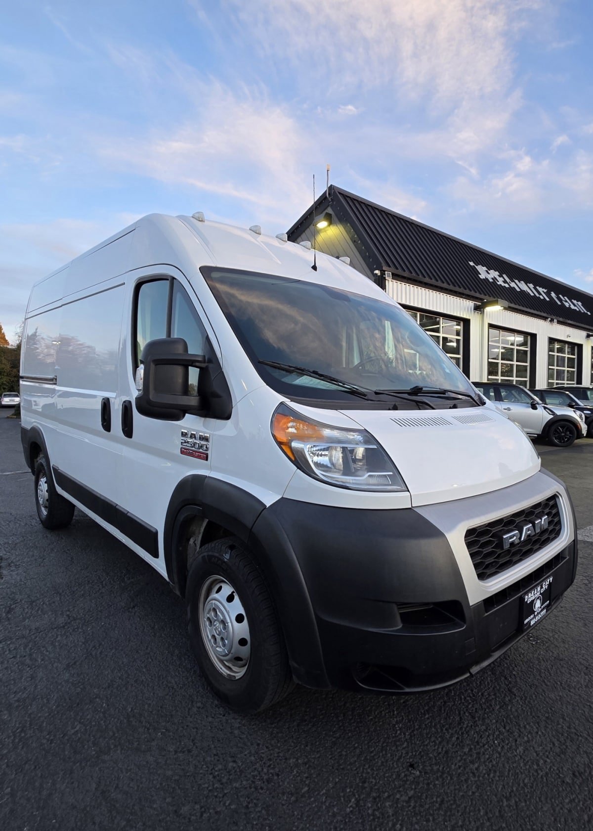 Used 2019 RAM ProMaster 2500 FWD image 2