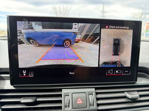 Used 2023 Audi Q5 e Premium Plus w/ Premium Plus Package image 20