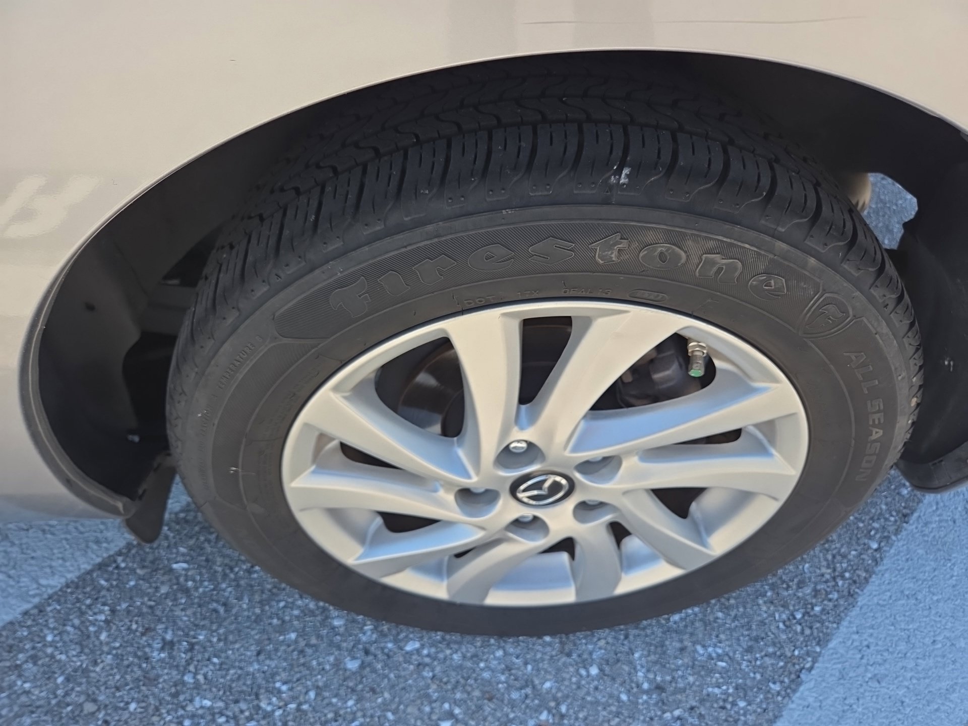 Used 2013 MAZDA MAZDA3 i Touring FWD image 25