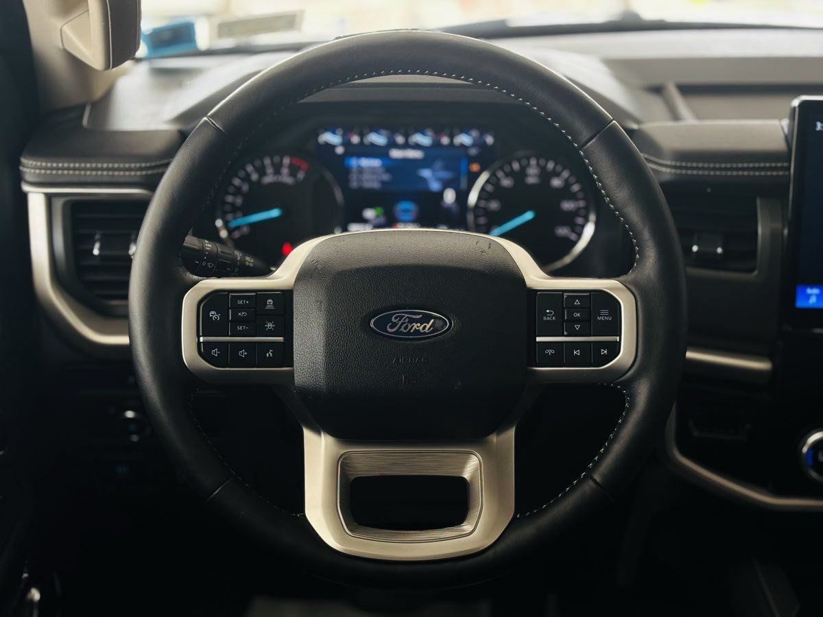 Used 2024 Ford Expedition Max XLT AWD/4WD image 51
