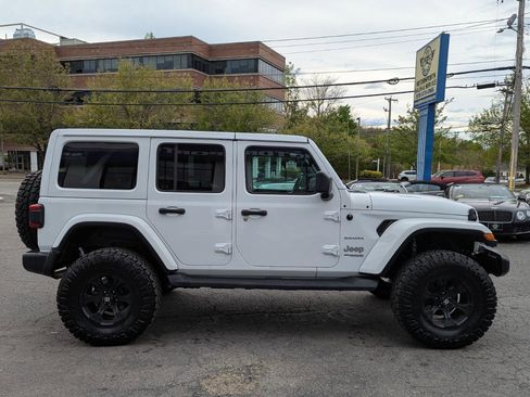 Used 2018 Jeep Wrangler Unlimited Sahara w/ Dual Top Group AWD/4WD image 6