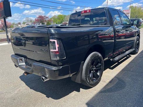Used 2016 RAM 1500 Sport w/ Black Ram 1500 Sport Group AWD/4WD image 3