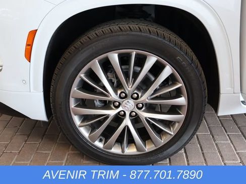 New 2026 Buick Enclave Avenir w/ Super Cruise Package AWD/4WD image 11