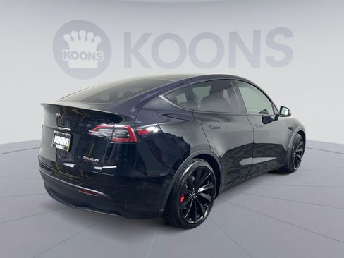 Used 2022 Tesla Model Y Performance image 11