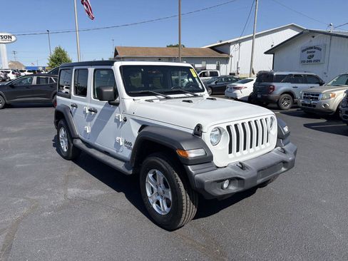 Used 2019 Jeep Wrangler Unlimited Sport S AWD/4WD image 2