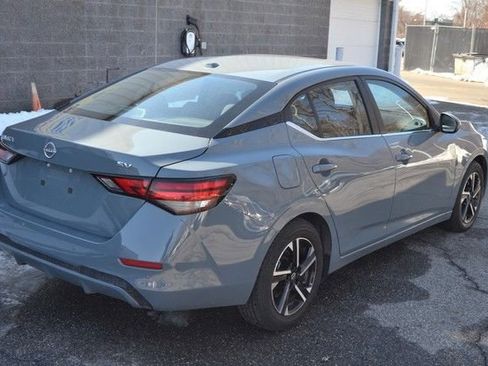 Used 2024 Nissan Sentra SV image 8