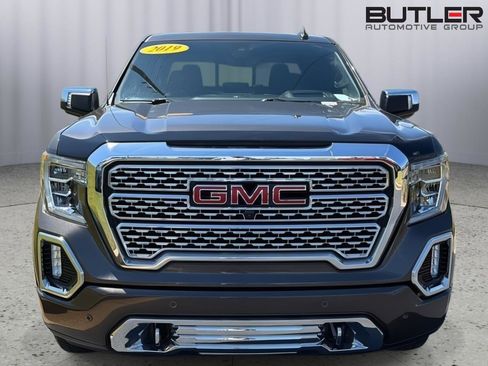 Used 2019 GMC Sierra 1500 Denali w/ Technology Package AWD/4WD image 9