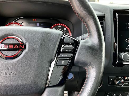 Used 2022 Nissan Frontier Pro-X RWD image 25