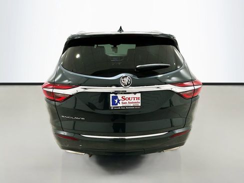 Used 2020 Buick Enclave Avenir w/ Avenir Technology Package FWD image 6