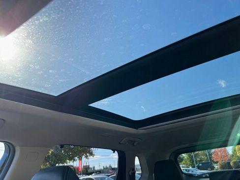 Certified 2021 Nissan Rogue Platinum image 35