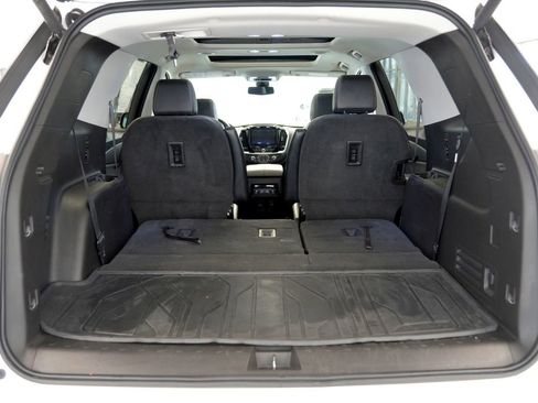 Used 2019 Chevrolet Traverse Premier w/ LPO, Floor Liner Package image 31