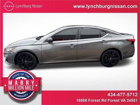 Used 2022 Nissan Altima 2.5 SR w/ Midnight Edition Package image 1