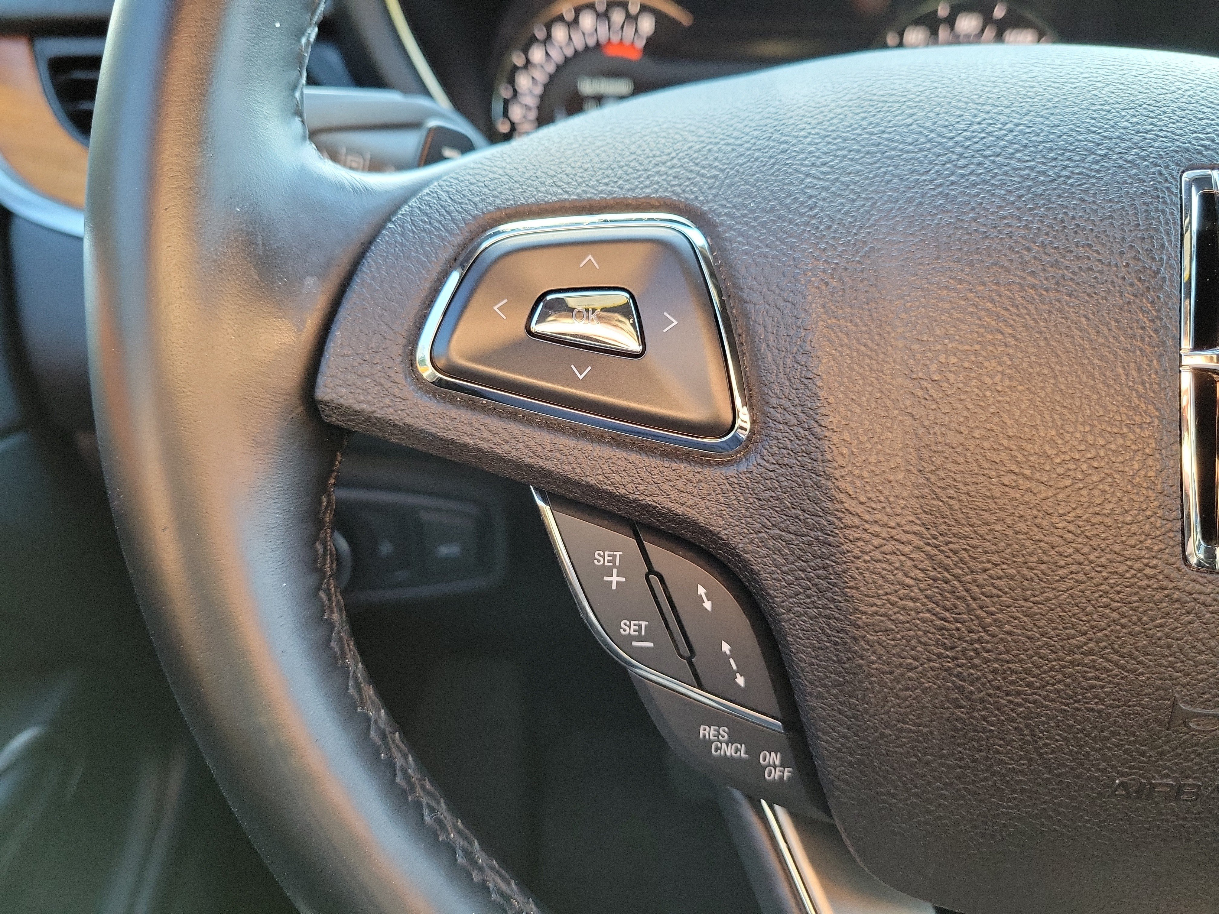 Used 2018 Lincoln MKC Reserve AWD/4WD image 28
