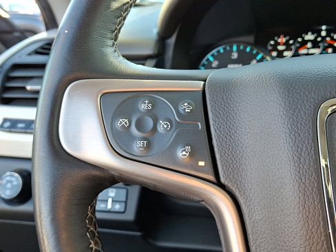 Used 2019 GMC Yukon XL Denali w/ Denali Ultimate Package image 23