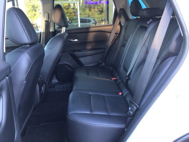 Used 2025 Nissan Rogue SL w/ Tech Package AWD/4WD image 13