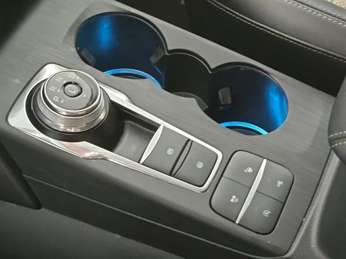 Used 2021 Ford Escape Titanium w/ Titanium Elite Package image 22