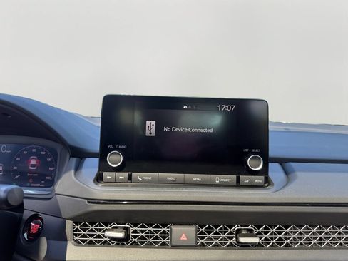 Used 2023 Honda Accord EX image 14