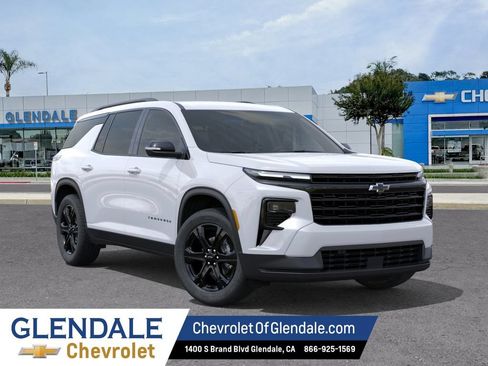 New 2027 Chevrolet Traverse LT w/ Midnight/Sport Edition FWD image 7