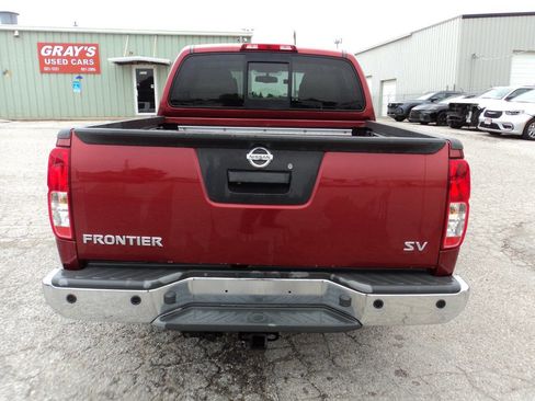 Used 2014 Nissan Frontier SV w/ SV Value Truck Package RWD image 4