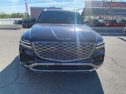 Used 2025 Genesis GV80 3.5T Prestige image 2