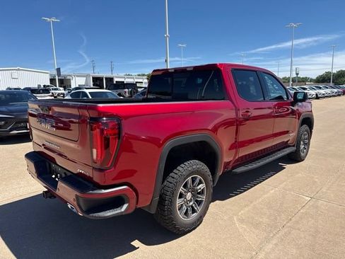 Used 2025 GMC Sierra 1500 AT4 w/ AT4 Premium Package AWD/4WD image 3
