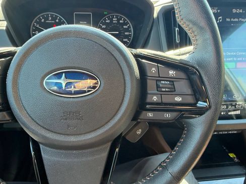 Used 2025 Subaru Forester Touring w/ Popular Package - Touring AWD/4WD image 19