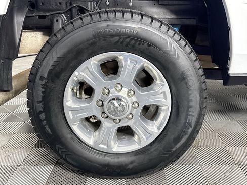 Used 2024 RAM 2500 Big Horn w/ Off Road Package AWD/4WD image 31