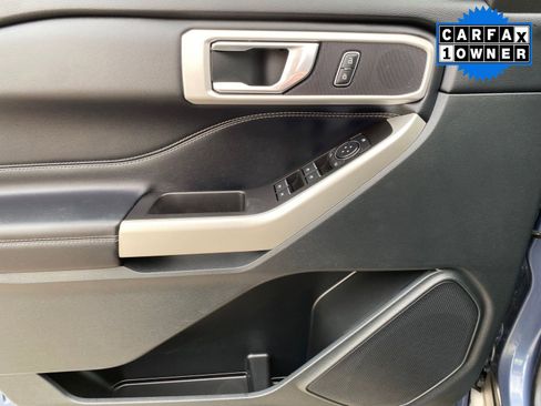 Used 2021 Ford Explorer XLT w/ Class III Trailer Tow Package image 12