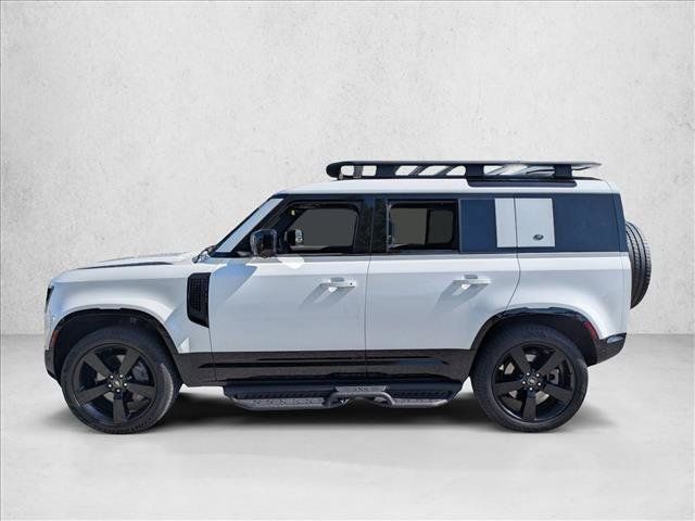 Used 2022 Land Rover Defender 110 X-Dynamic SE AWD/4WD image 9