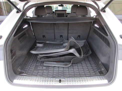 Used 2020 Audi Q8 Premium Plus image 54