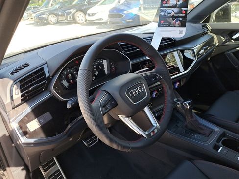 New 2025 Audi Q3 2.0T Premium Plus image 7