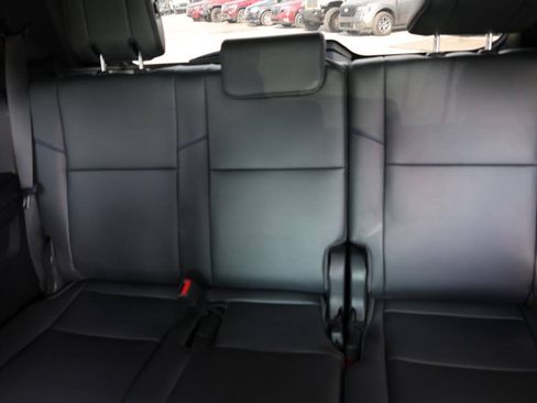Used 2024 Toyota Sequoia Platinum AWD/4WD image 17