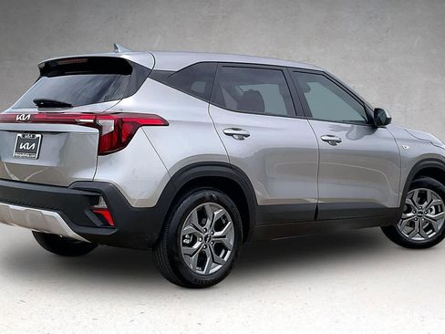 Certified 2026 Kia Seltos LX FWD image 20