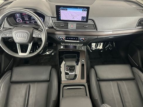 Used 2023 Audi Q5 2.0T Prestige w/ Prestige Package AWD/4WD image 12