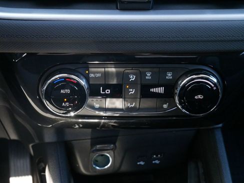 New 2026 Chevrolet TrailBlazer LT w/ Convenience Package AWD/4WD image 23