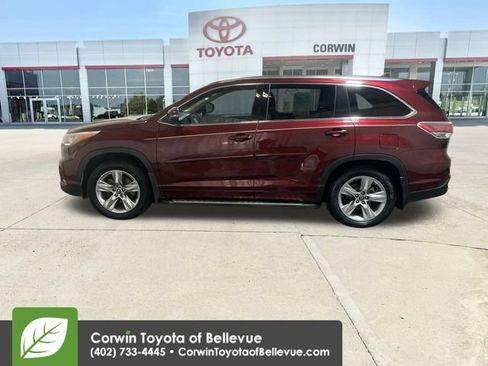 Used 2016 Toyota Highlander Limited Platinum image 5