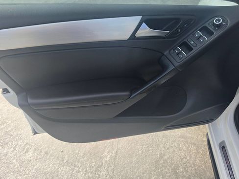 Used 2012 Volkswagen GTI Autobahn image 17