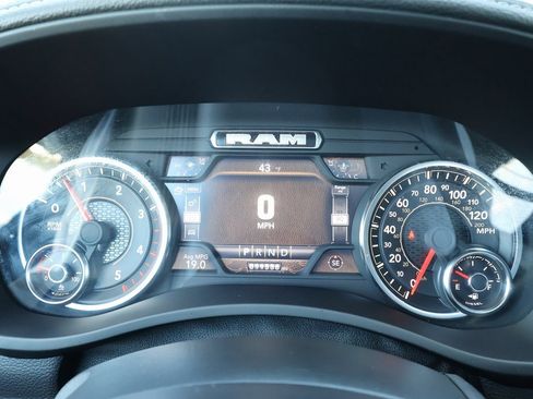 Used 2023 RAM 2500 Laramie w/ Night Edition image 19