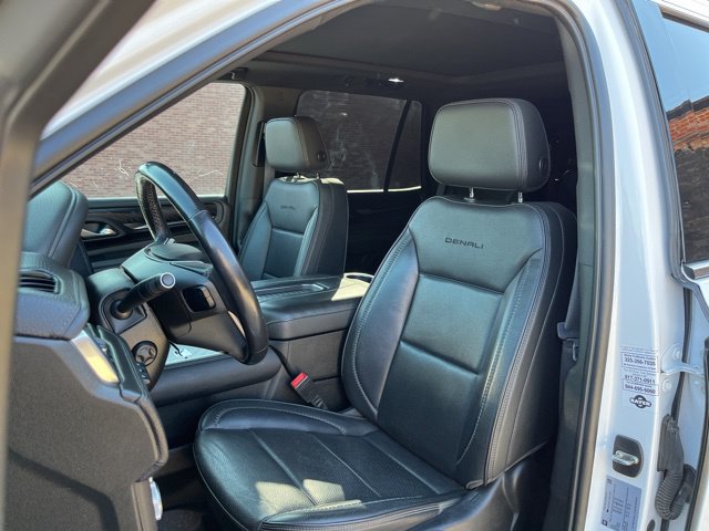 Certified 2022 GMC Yukon Denali w/ Denali Premium Package RWD image 14