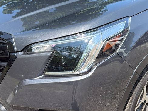 Certified 2023 Subaru Forester Limited AWD/4WD image 9