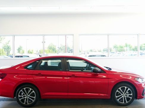 New 2025 Volkswagen Jetta Sport image 7