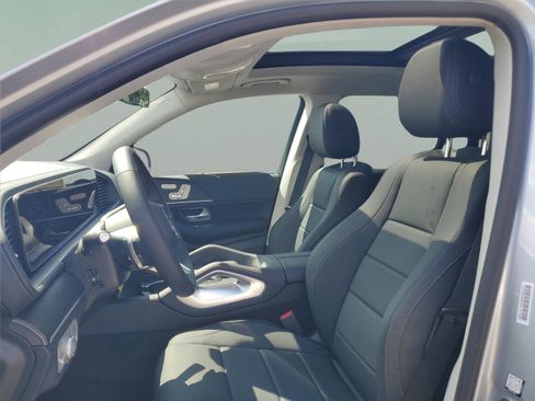 New 2026 Mercedes-Benz GLS 450 4MATIC image 26