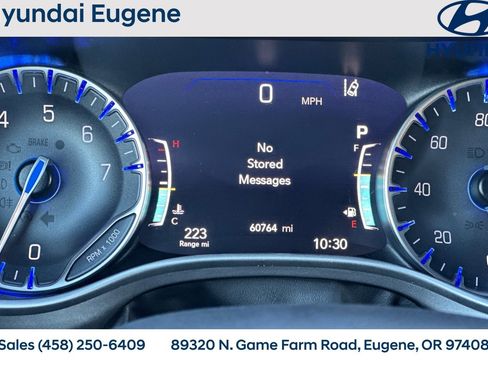 Used 2024 Chrysler Pacifica Touring-L image 31